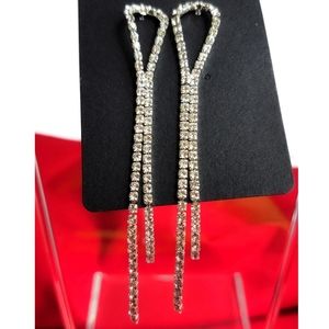 247490 Silver Bar drop Chandelier Rhinestone Pierced Earrings